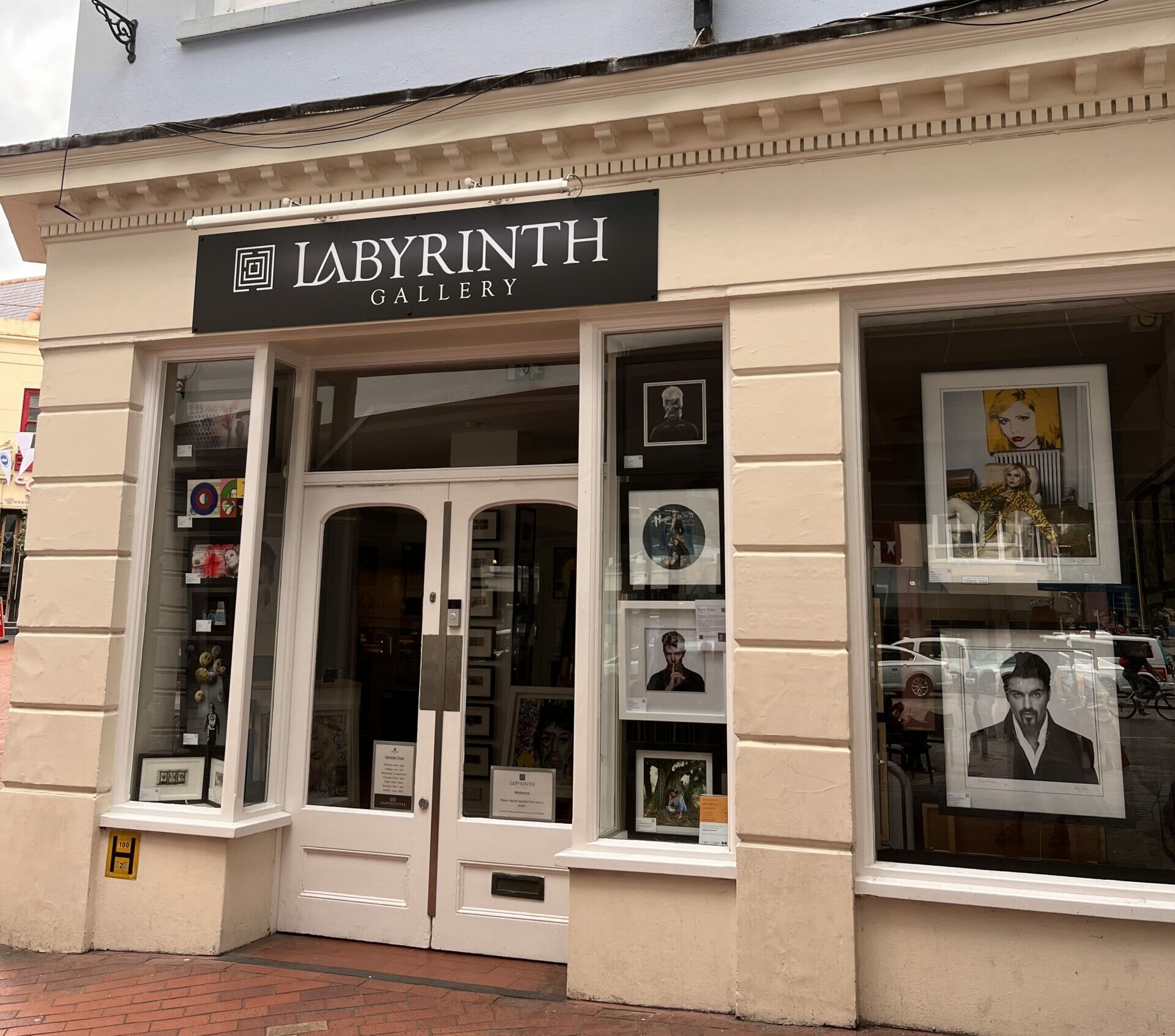 labyrinth-gallery-brilliant-brighton